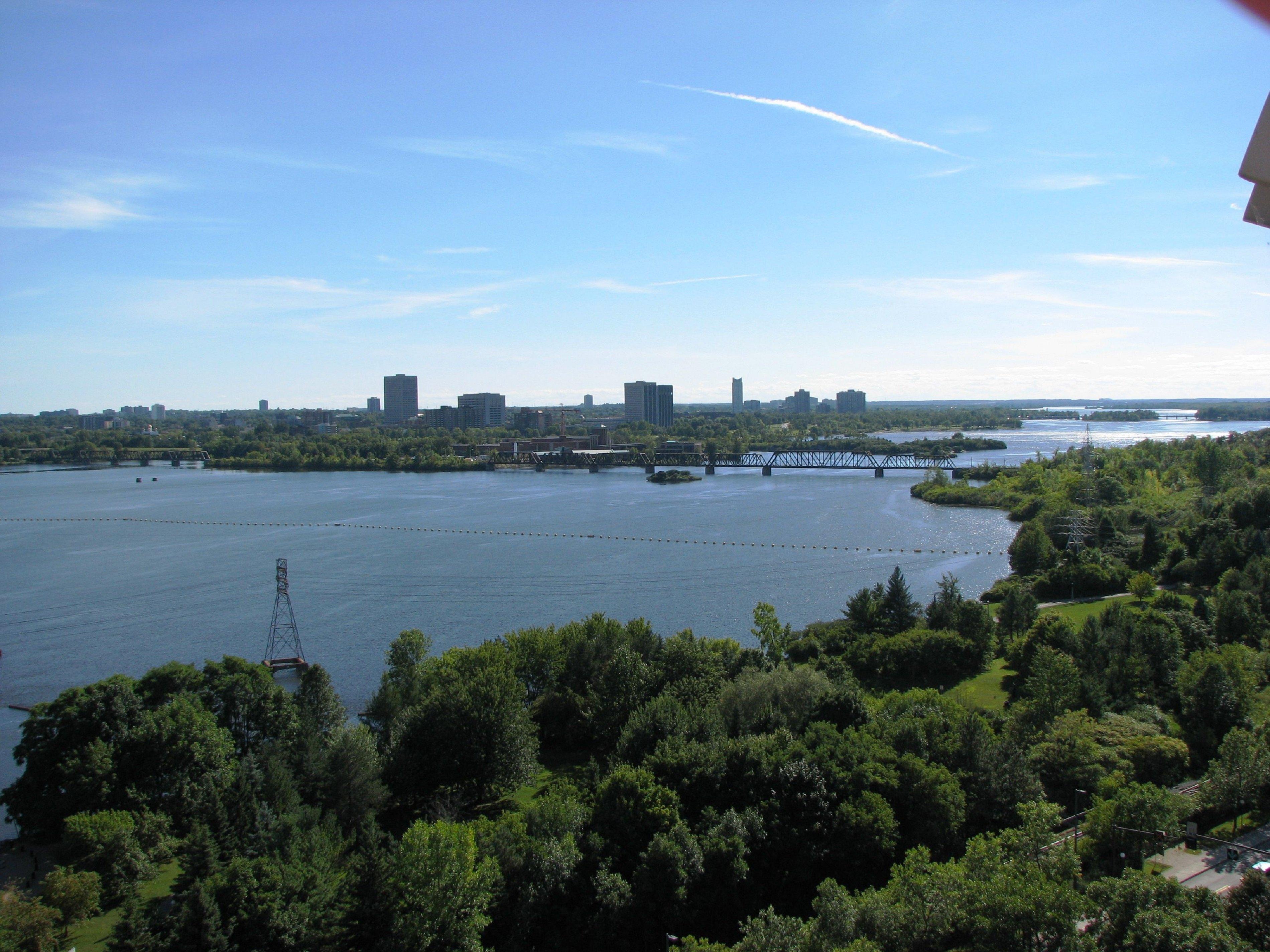 Hotel Chateauneuf Gatineau-Ottawa Γκατινό Εξωτερικό φωτογραφία